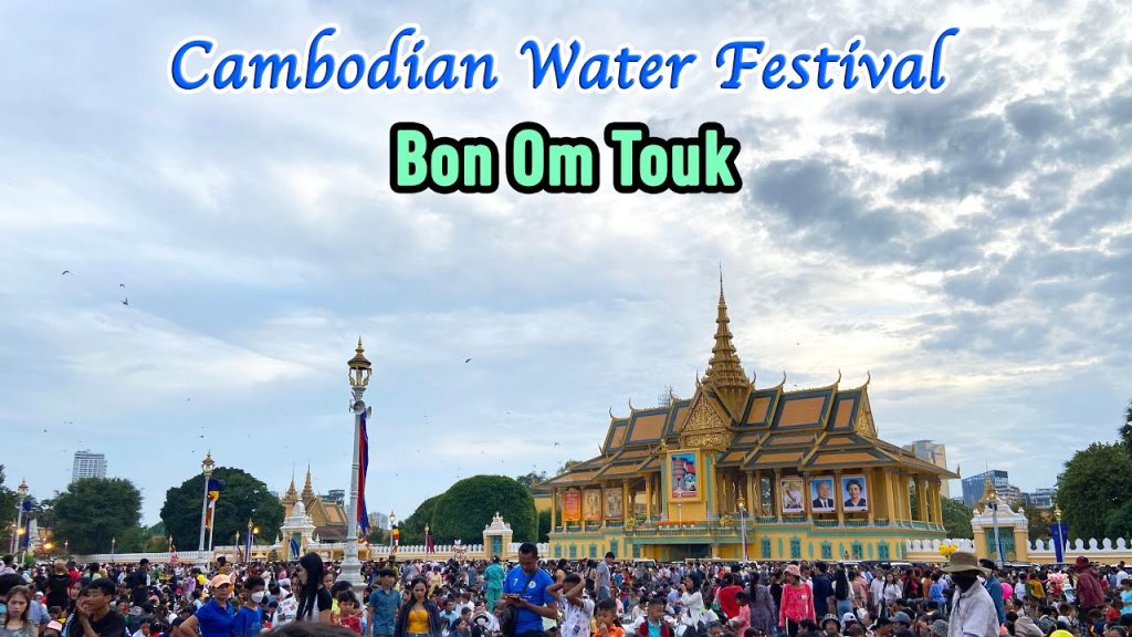 Bon Om Touk Water Festival in Phnom Penh Cambodia